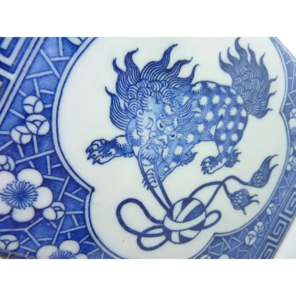 Vintage Chinese Ceramic Pot Foo Dog Lions Blue White Bud Vase Tea Caddy Jar